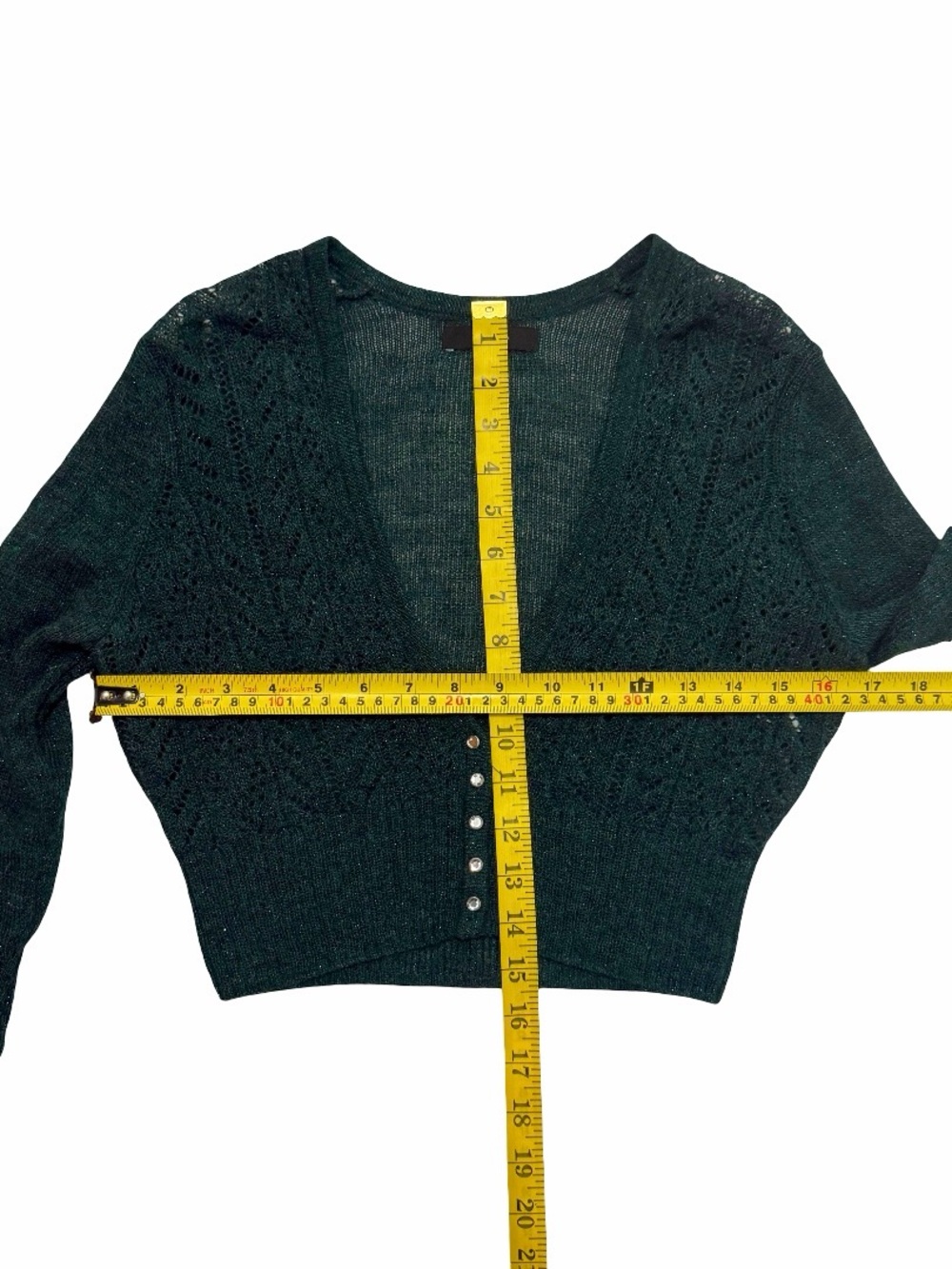 Express Dark Green Button-Front Cropped V-Neck Cardigan - Picture 7 of 8